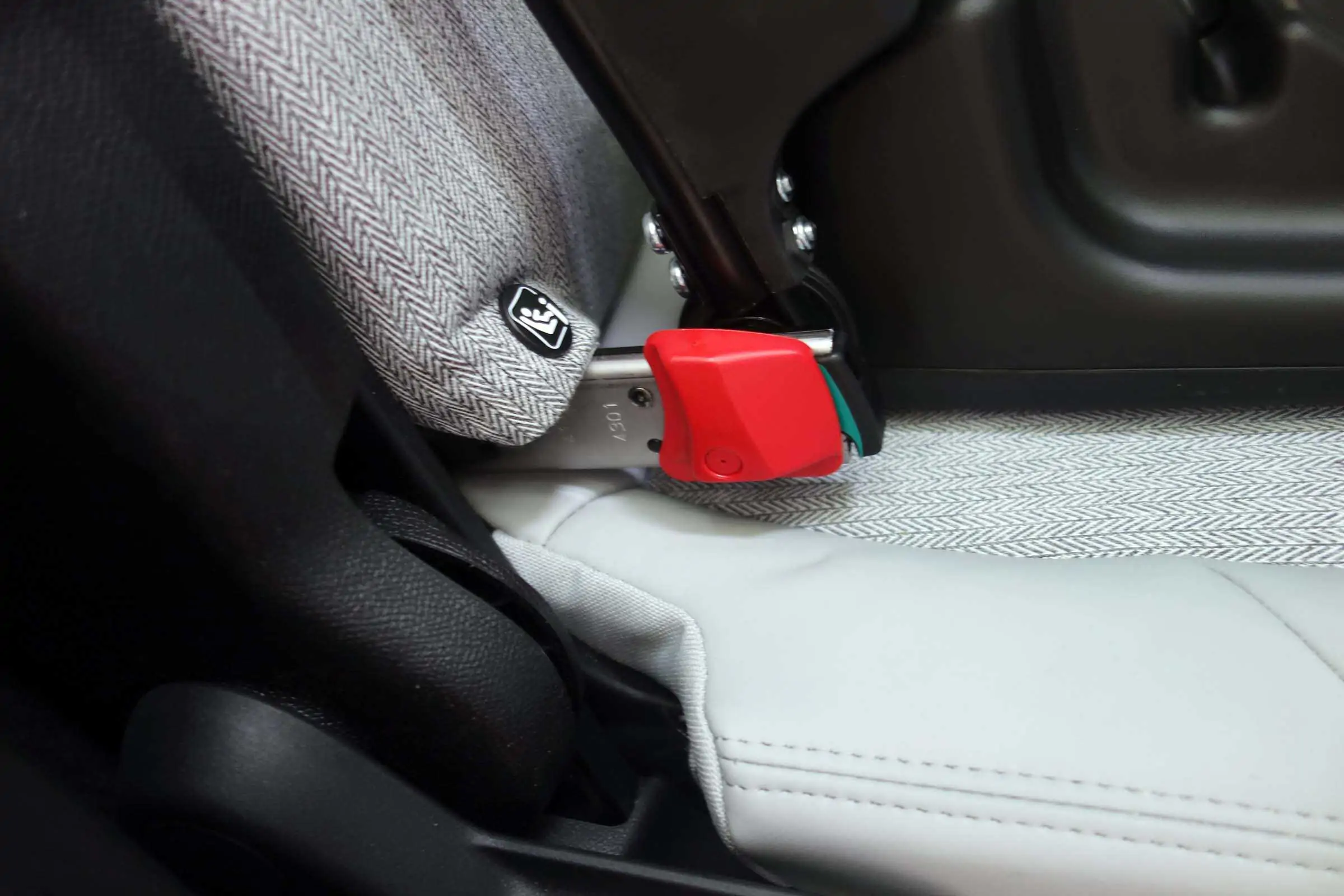 Qu'est-ce que l'ISOfix et comment facilite-t-il votre vie de parent?